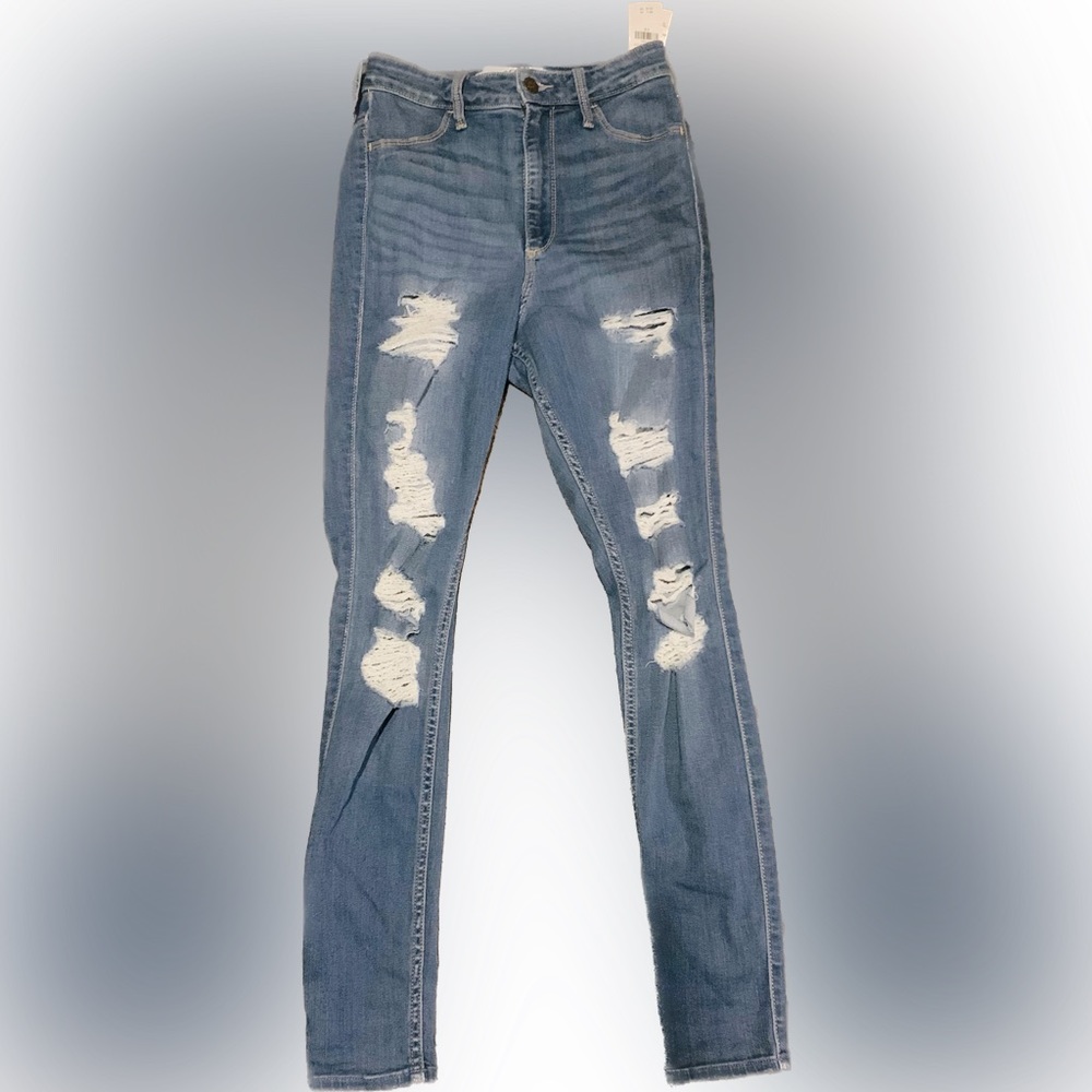 Hollister Curvy Ultra High-Rise Jean Jeggings